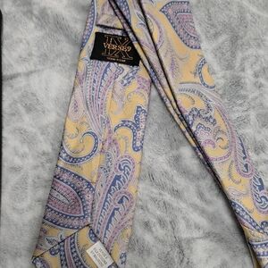 Verse 9 IX Paisley Gold Purple Yellow Mens Silk Tie